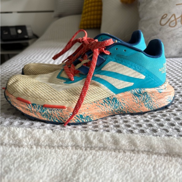 The North Face Blue and Cream Espadrilles with Red Accents - Picture 1 of 7